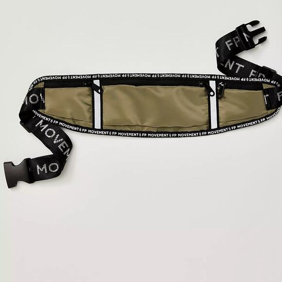 Free People Movement NWT Sage Stone 3 Pocket Adjustable Strap Runner Belt Bag - Picture 2 of 9